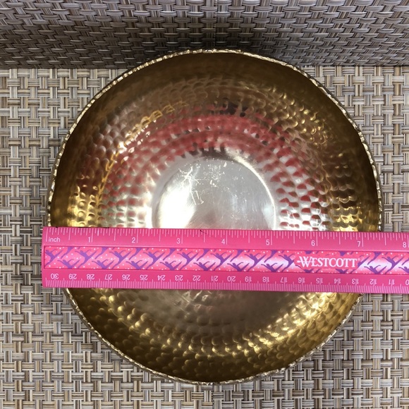 Gold Tone Hammered Round Bowl With Jagged Edge Design - Picture 15 of 16